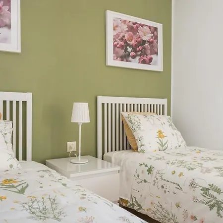 Corte Ingles Apartment *